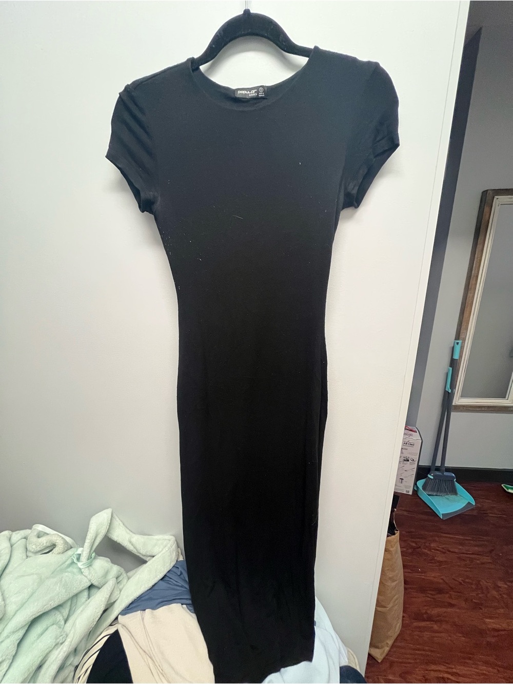 Popular Basics Black Short-Sleeve Maxi Bodycon Dress